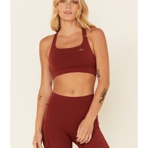 SHYANNE WOMEN'S SOLID RIDING SPORTS BRA